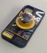 Чехол пластиковый PM для iPhone 15 (6.1") c попсокетом Космонавт - фото 90140